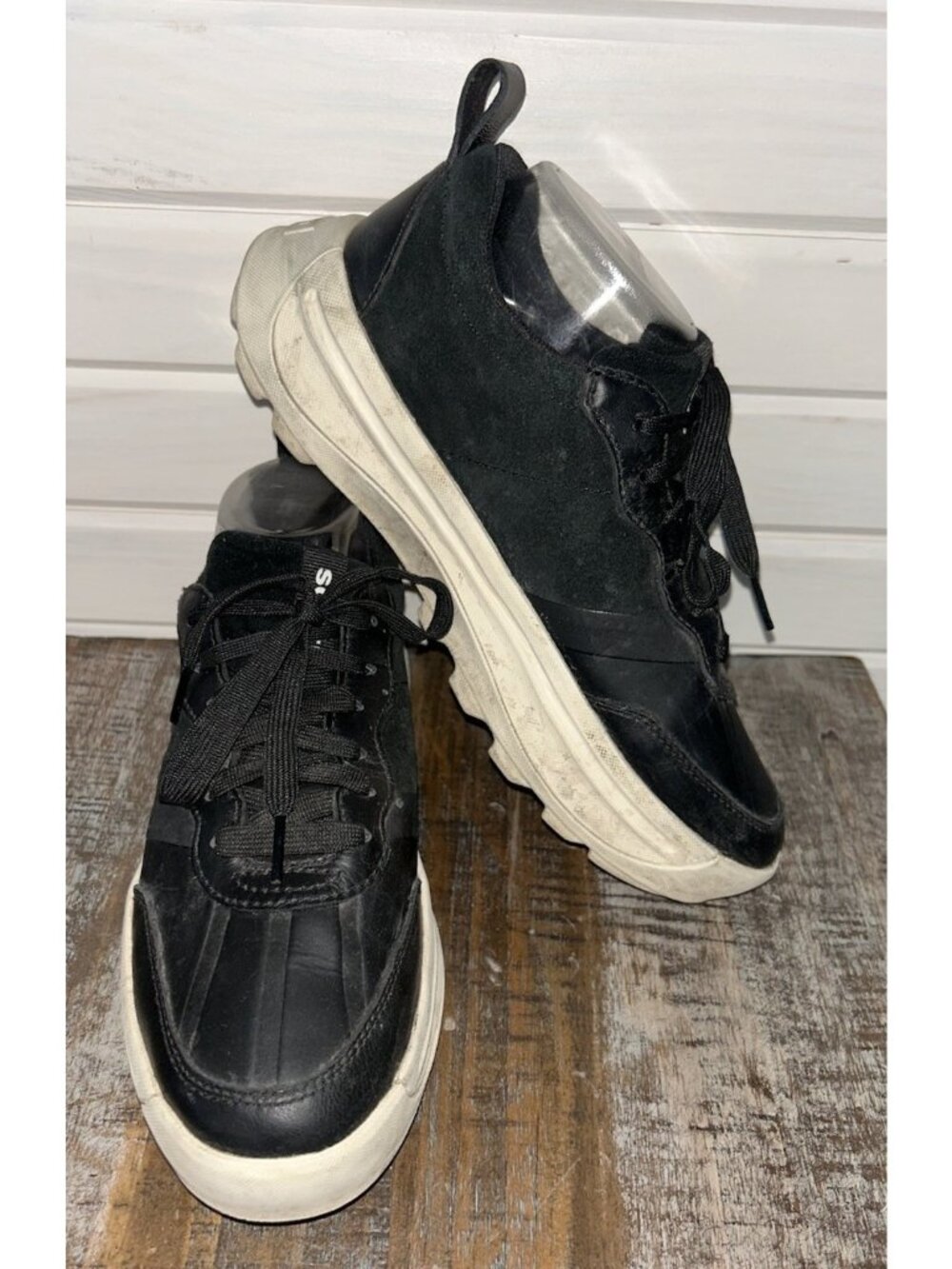 Sorel Ona Low Womens Sz 9 Jet Black Everyday Platform Leather Sneakers Shoes